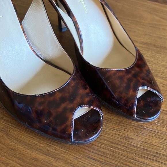 Cole Haan Nike Air patent leather tortoise print heels. - Picture 4 of 16